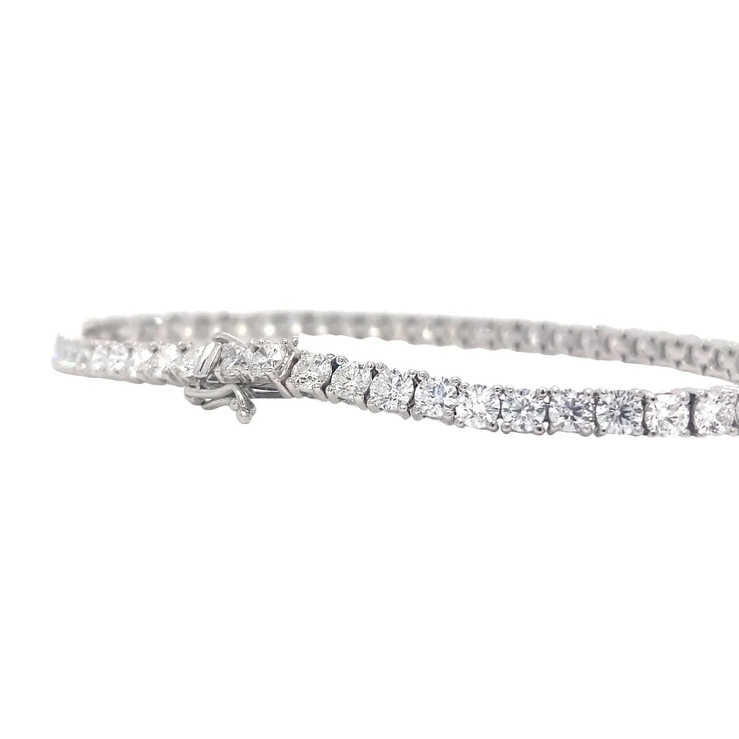 11 Pointer Lab Diamond Tennis Bracelet