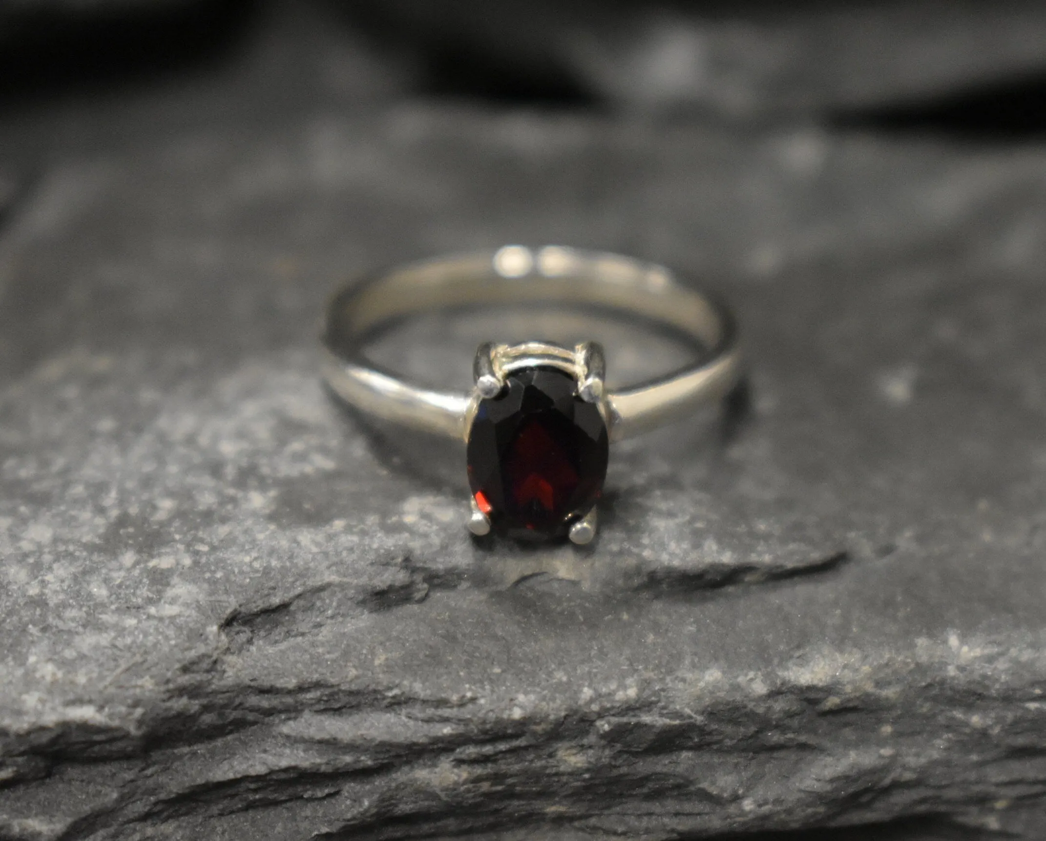 Genuine Garnet Ring - Red Oval Ring - Vintage Solitaire Ring