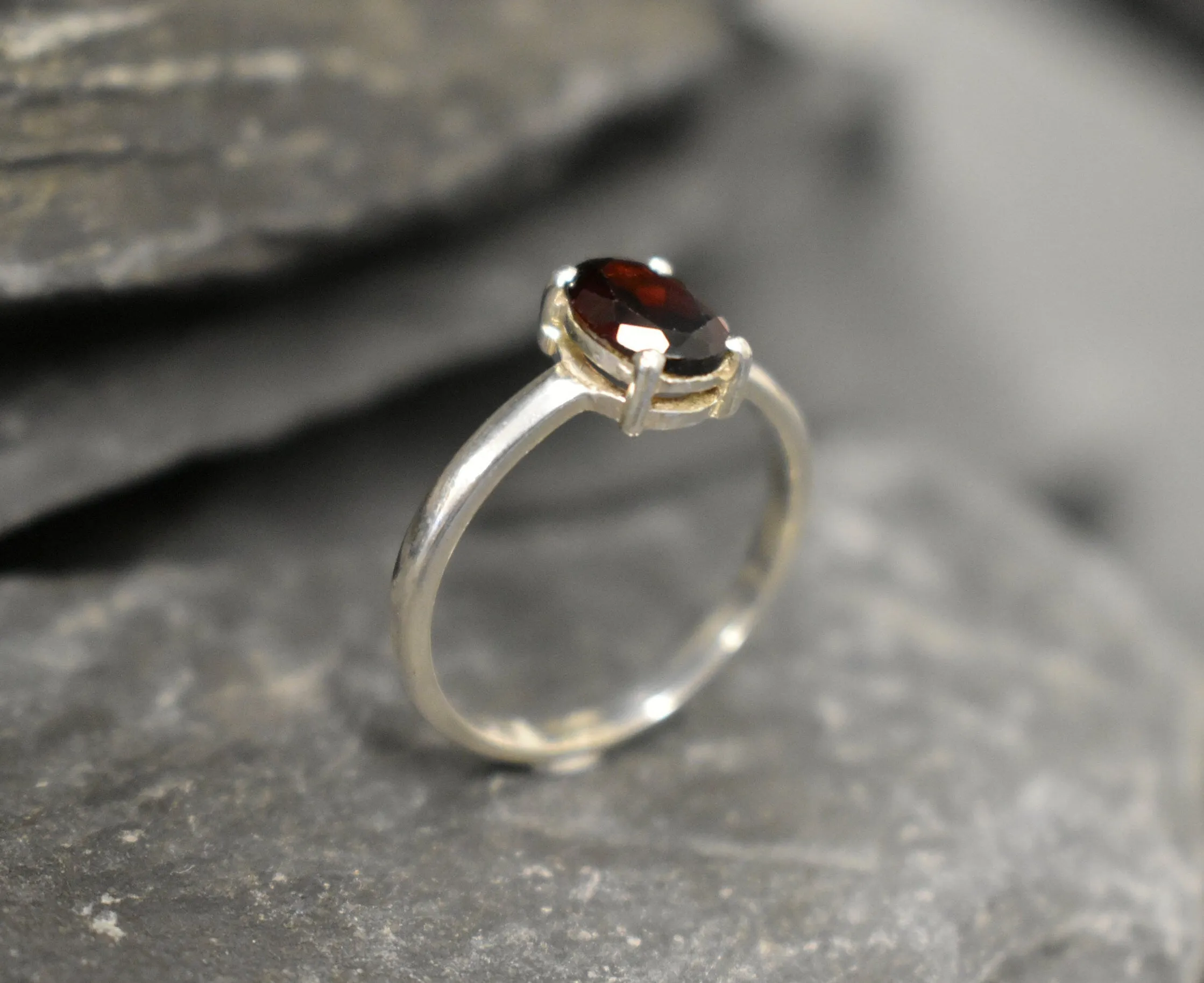 Genuine Garnet Ring - Red Oval Ring - Vintage Solitaire Ring