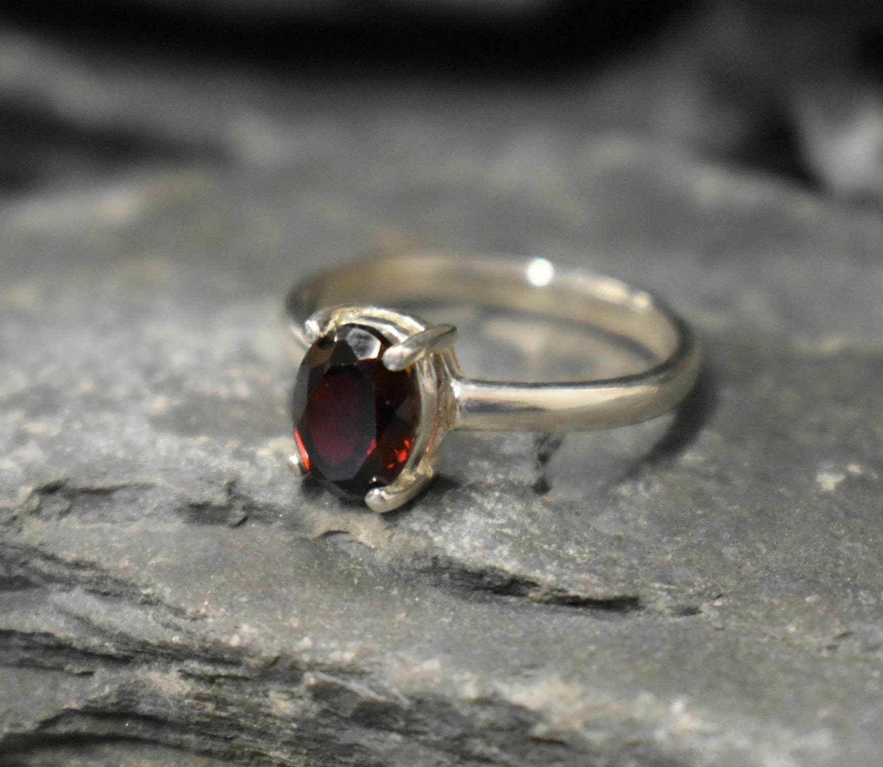 Genuine Garnet Ring - Red Oval Ring - Vintage Solitaire Ring