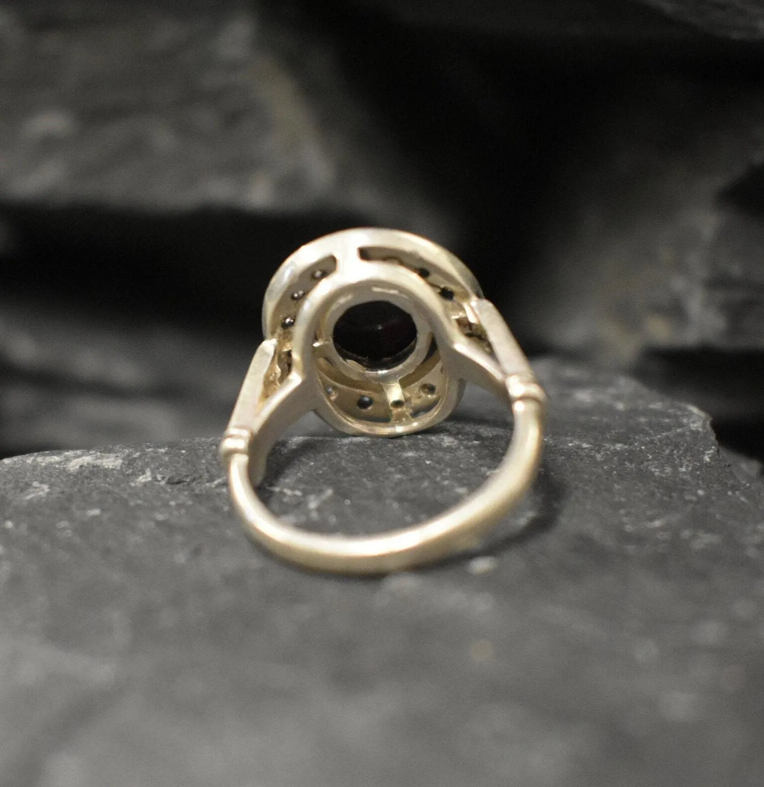 Genuine Garnet Ring - Red Vintage Ring - Antique Oval Ring