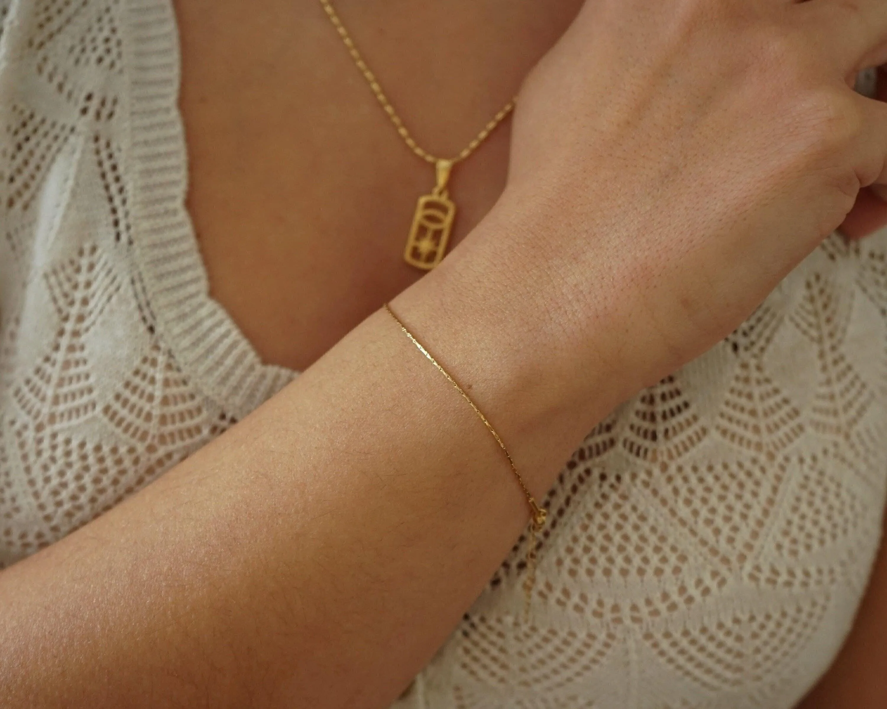 Gold Snake Cobra Chain Bracelet