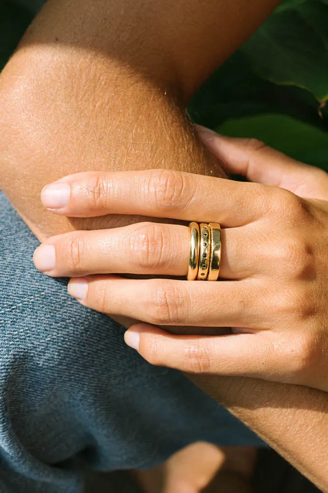 Pebble ring gold plated