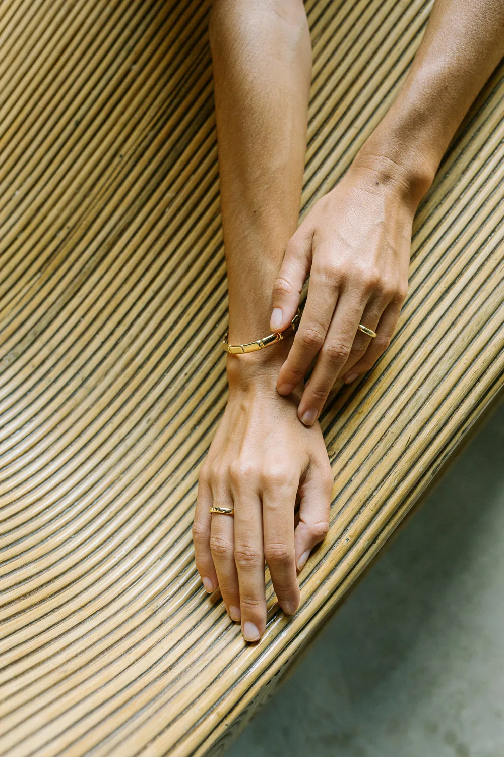 Pebble ring gold plated