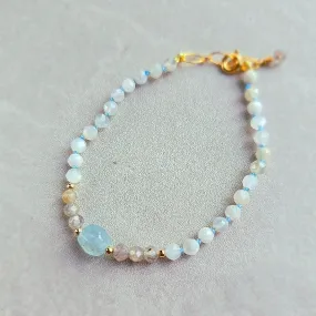 Willa Bracelet - Moonstone, Labradorite   Aquamarine
